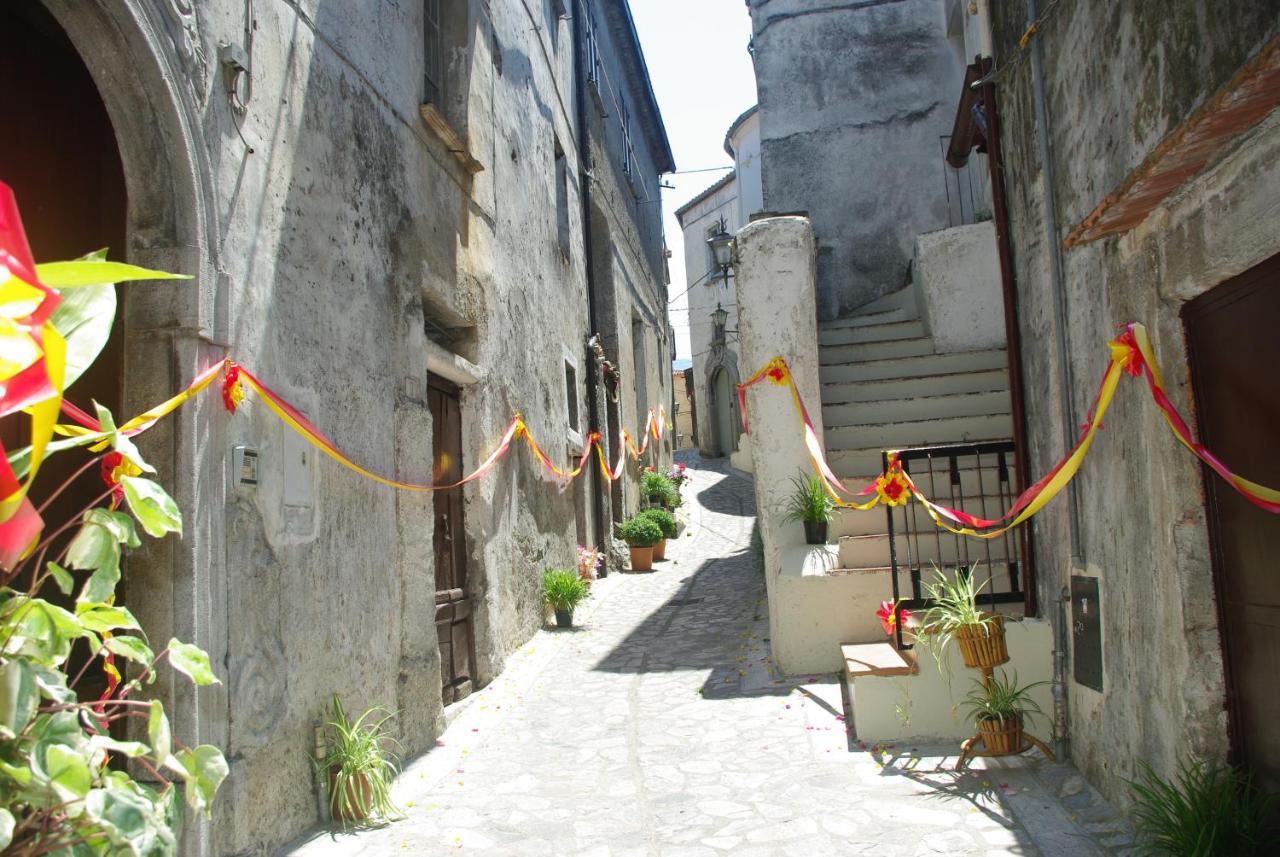 Hotel Le Due Lanterne Aieta Exterior foto