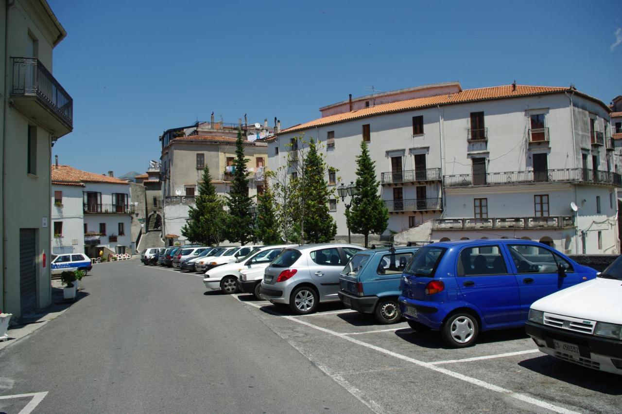 Hotel Le Due Lanterne Aieta Exterior foto