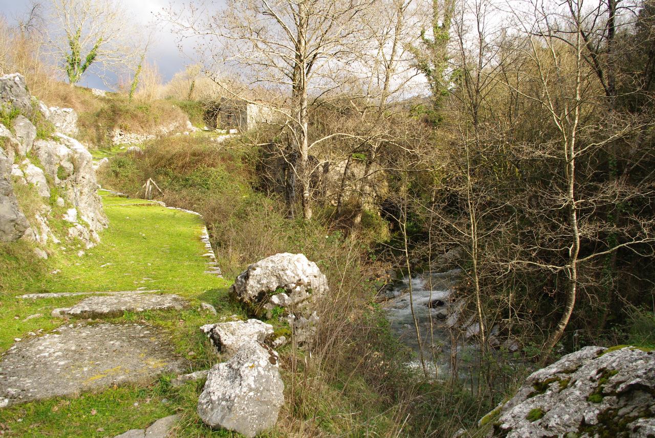 Hotel Le Due Lanterne Aieta Exterior foto